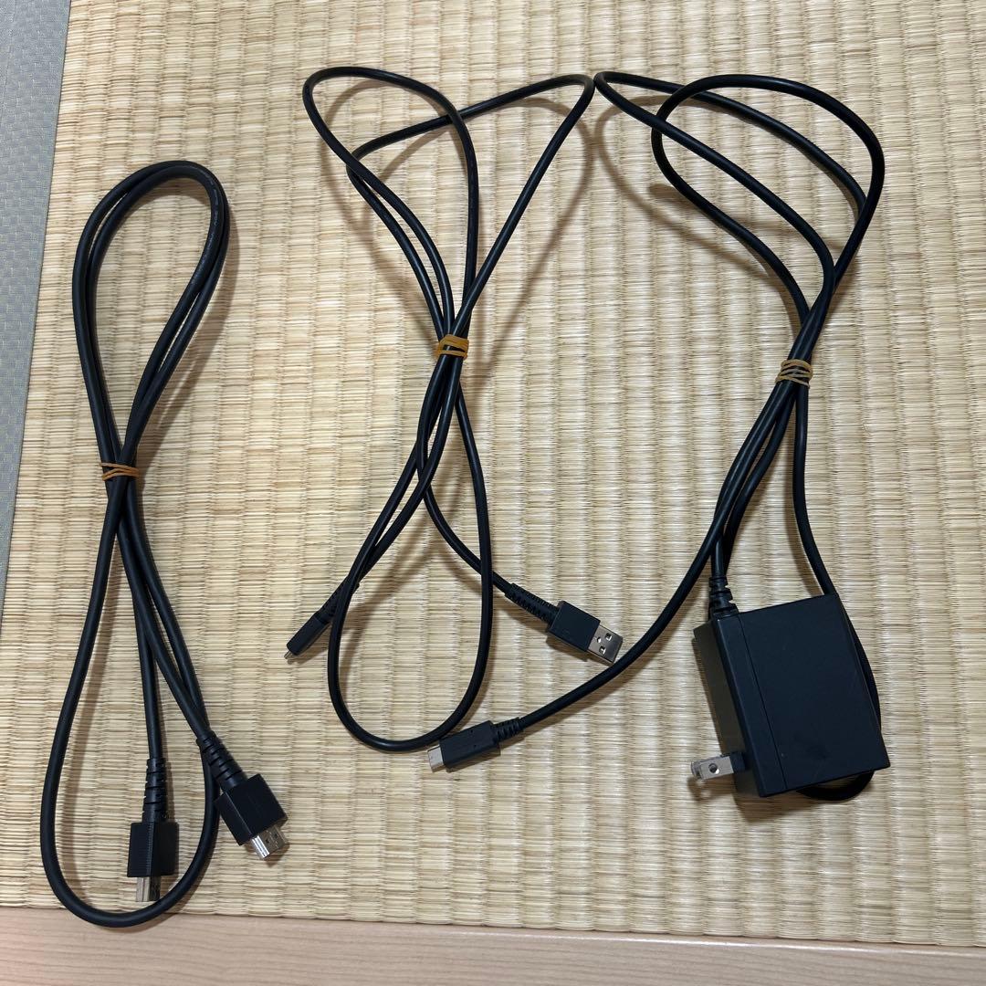 【値下げしました】Nintendo Switch ネオンレッド/ネオンブルー本体