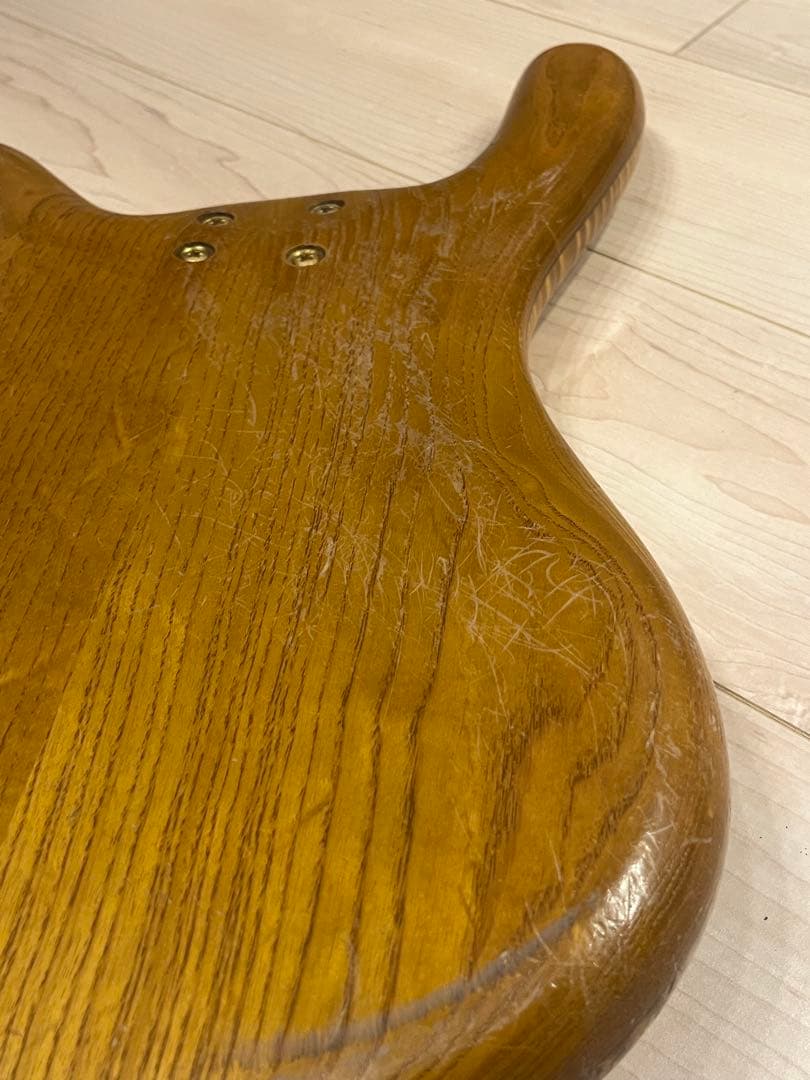 Warwick JAZZ MAN5st ボディ
