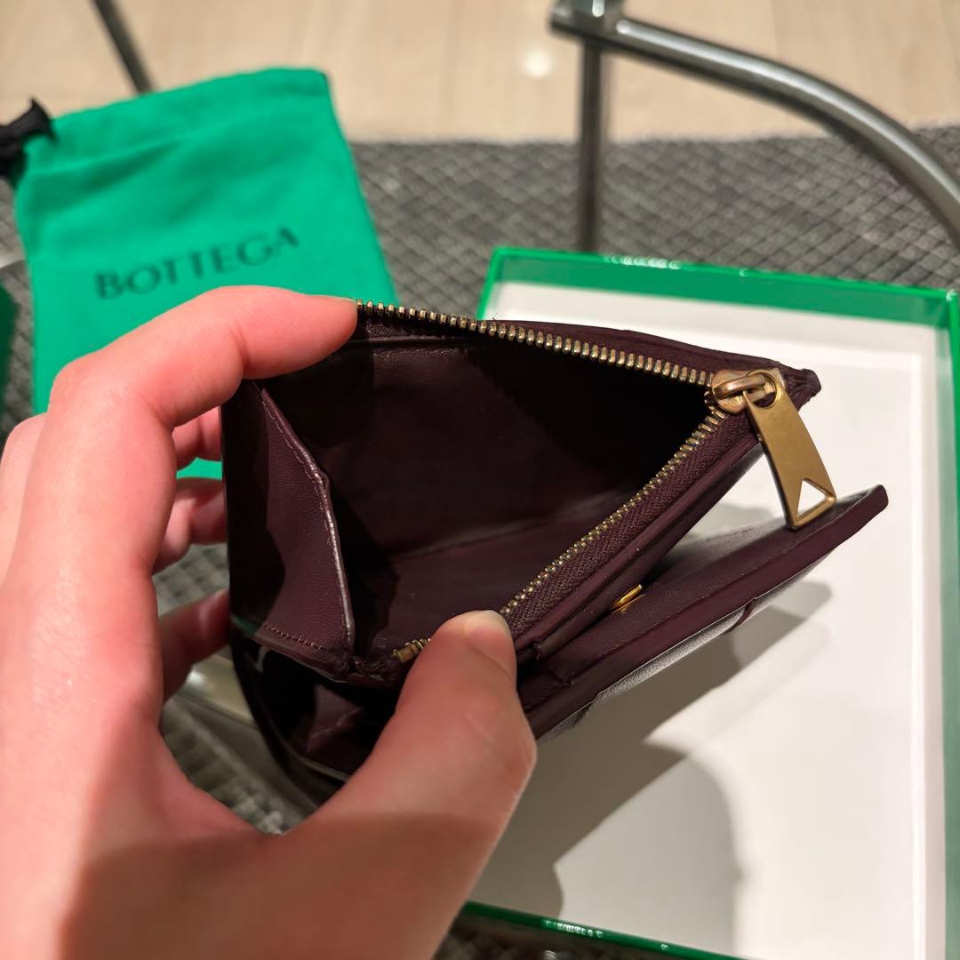 BOTTEGA VENETA パープル 二つ折り財布