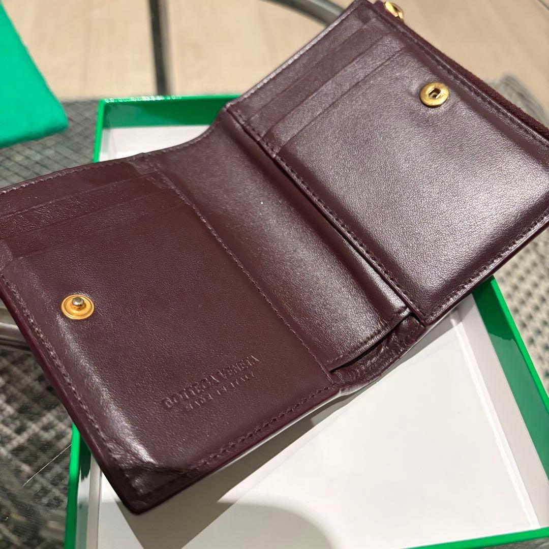BOTTEGA VENETA パープル 二つ折り財布