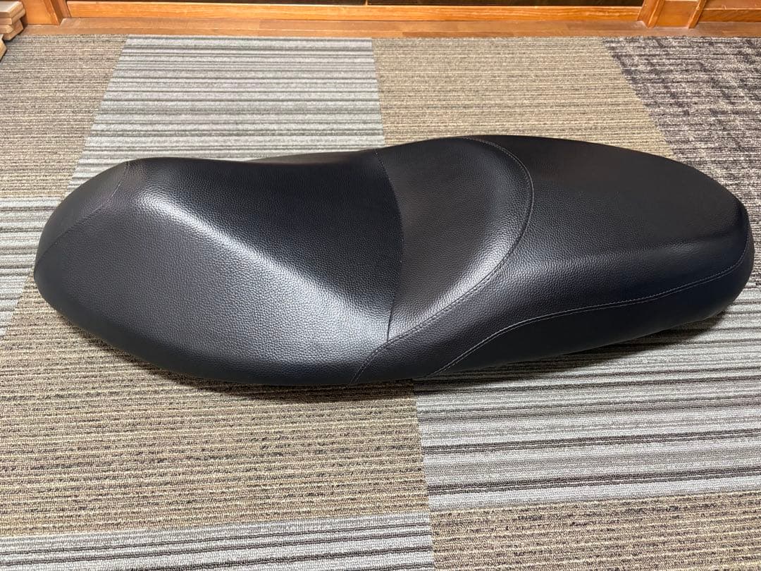 マジェスティs sg52j sg28j シート　純正　美品