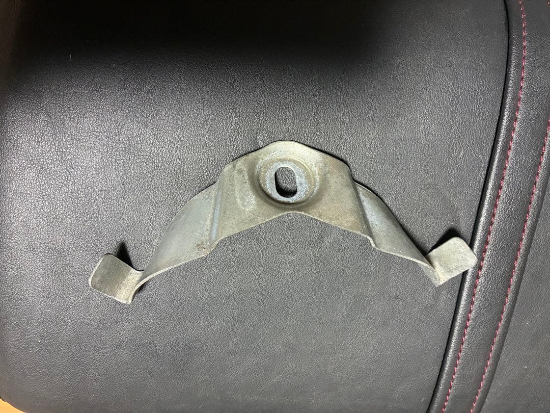 ベスパ　PX シート　ヘルメットホルダー付き