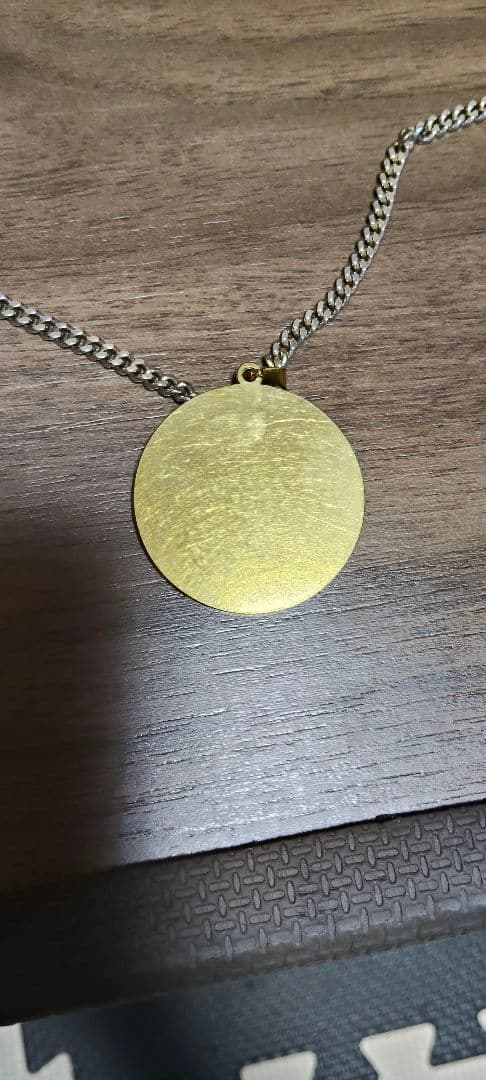 金メッキ 型ペンダント ネックレス