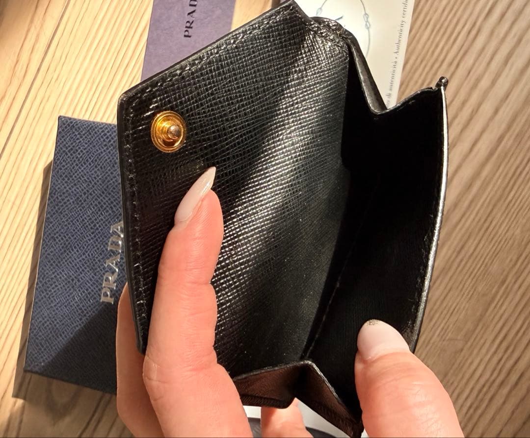 中古♡PRADA プラダ サフィアーノ 三つ折り財布 正規品