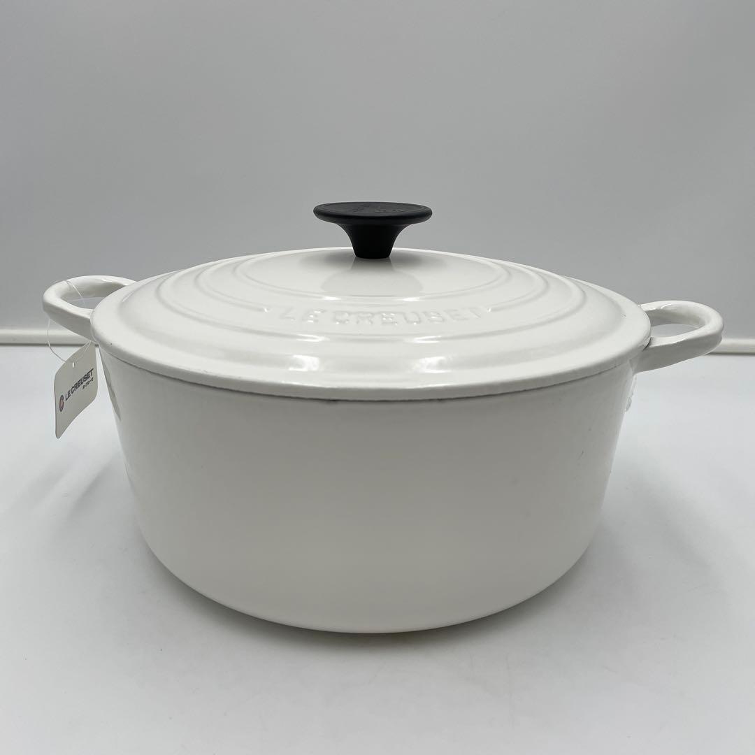 美品　ルクルーゼ ココットロンド　24cm ホワイト 両手鍋
