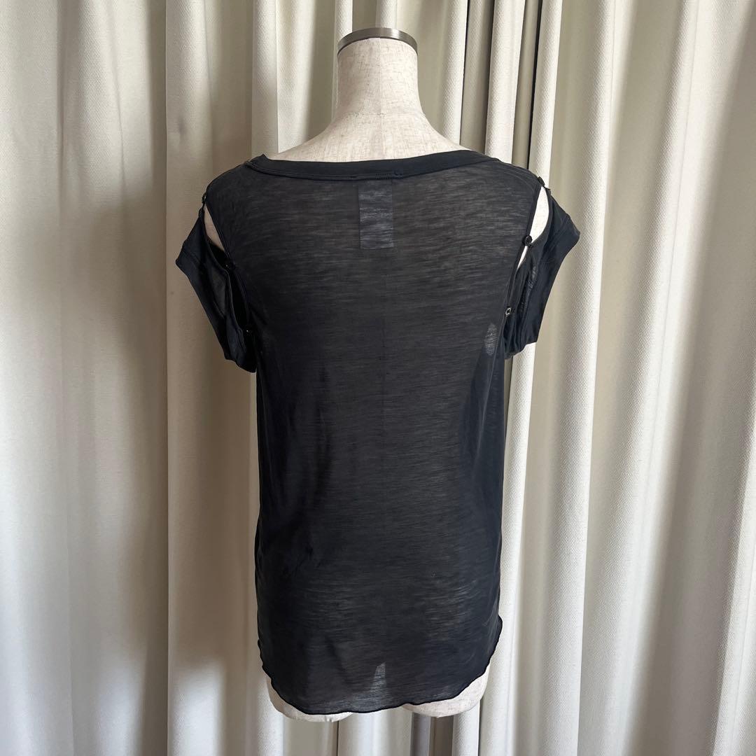 Chloe ブラック カットアウトスリーブ Tシャツ
