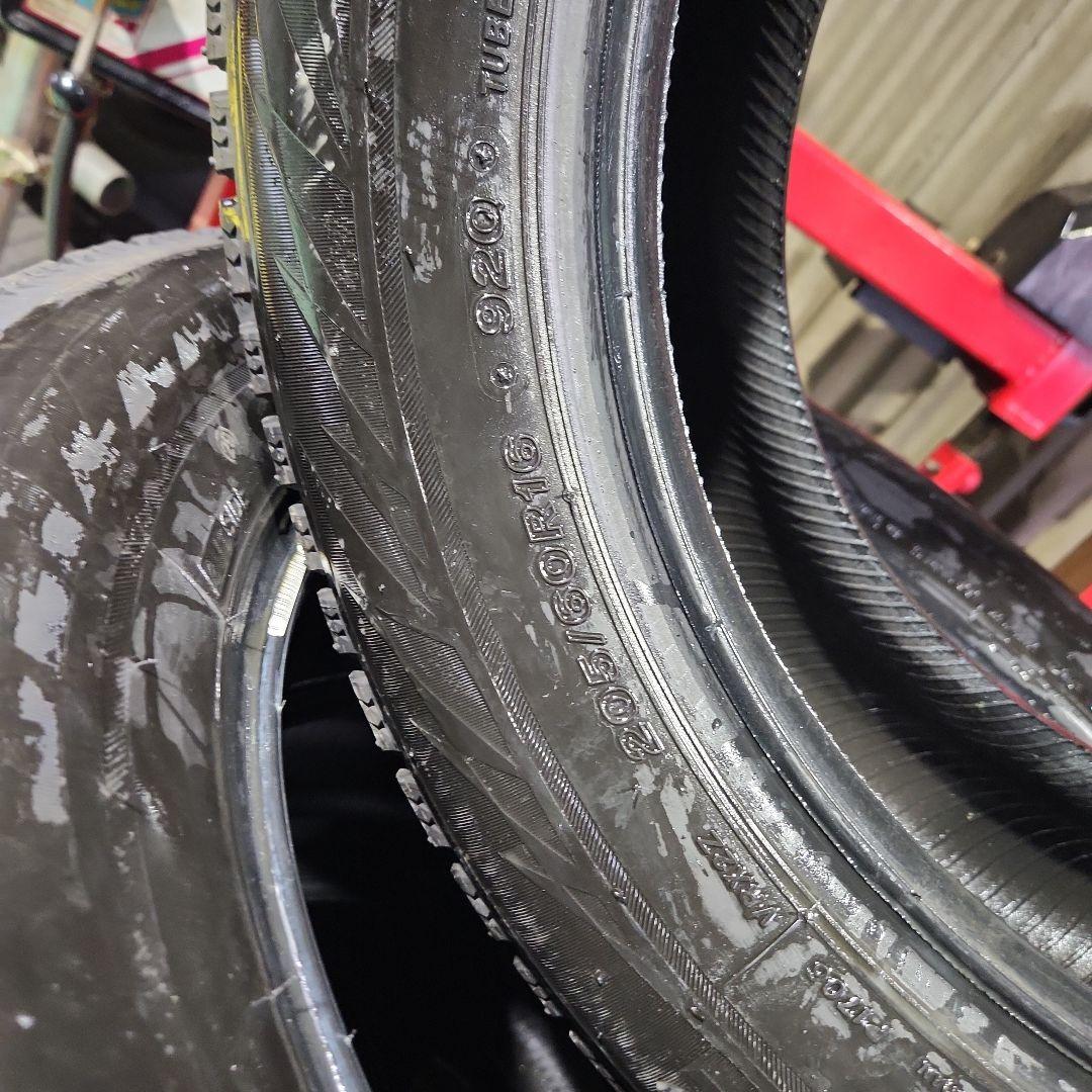 205/60R16　スタッドレス　4本セット 23年製