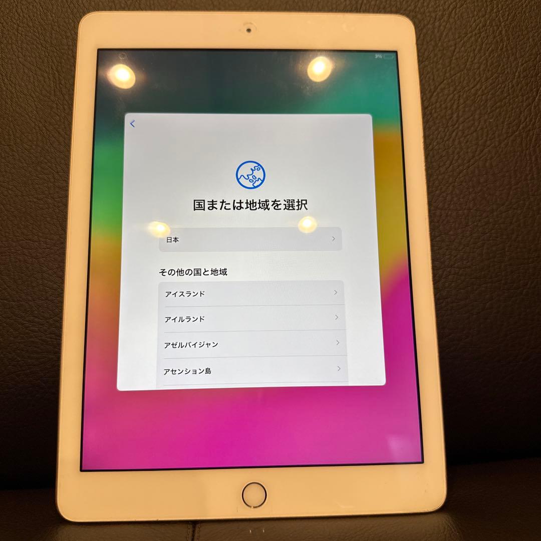 iPad (モデル A1893) 第6世代　32GB