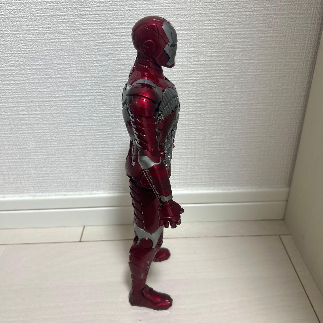 ホットトイズ　アイアンマンマークV