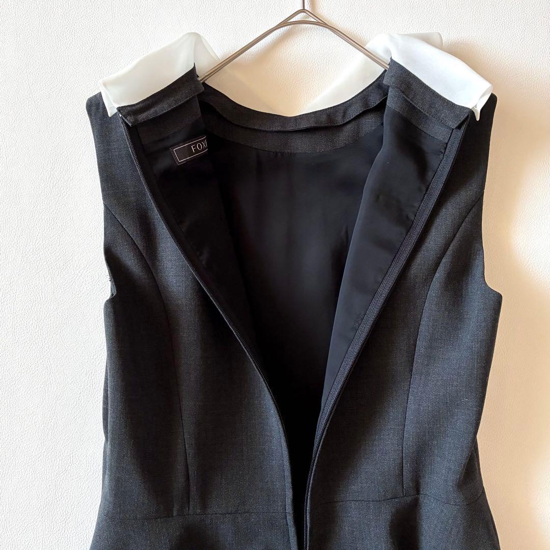 極美品✨定価14万　FOXEY　白襟ワンピース　Aライン　フレア　グレー　40