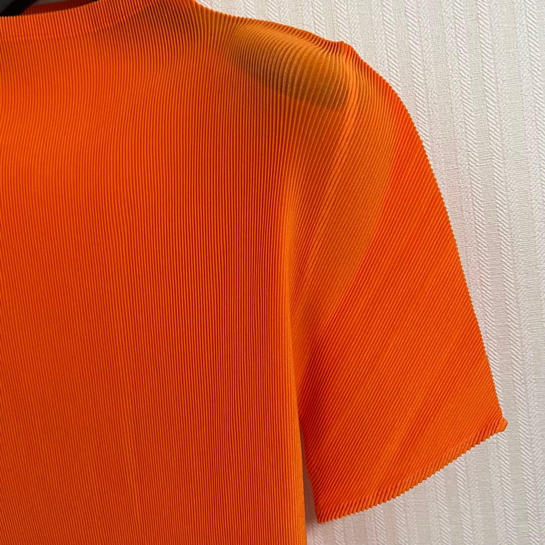 PLEATSPLEASE イッセイミヤケ　ハイネックカットソー　半袖　オレンジ
