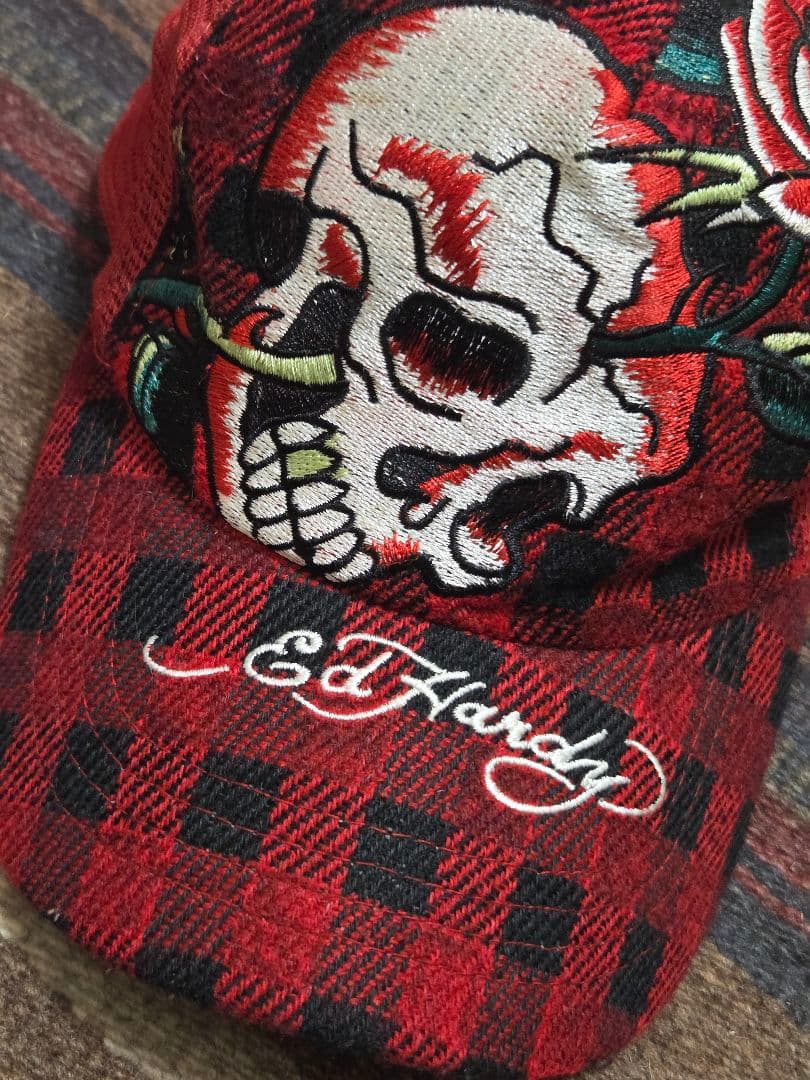 Ed Hardy エドハーディー スカル 薔薇 キャップ 赤　チェック