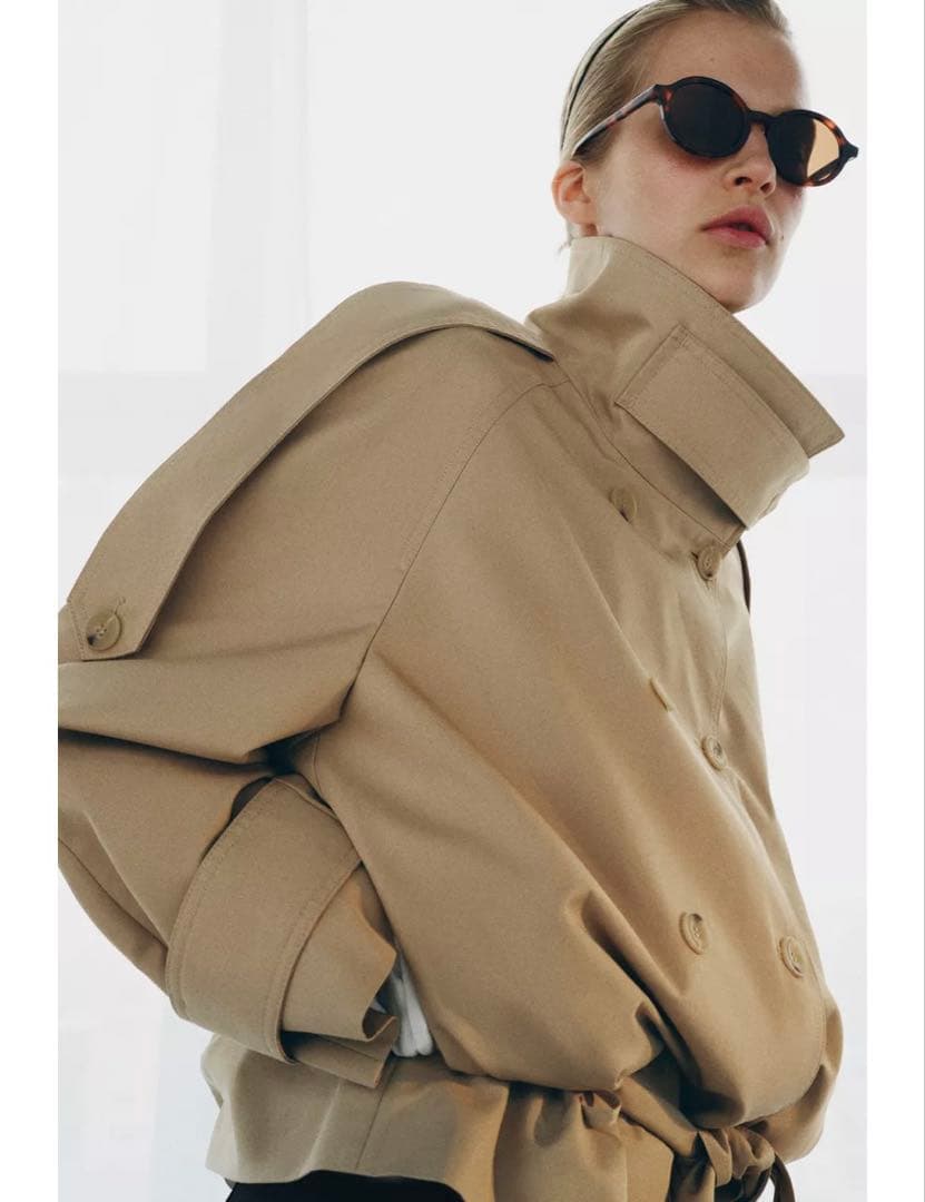 【新品】ZARA（ザラ）ショート丈ハイネックトレンチコート　Sサイズ