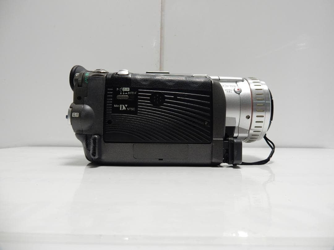 大人気　動作品　Mini DV　パナソニックビデオカメラ　NV-GS100