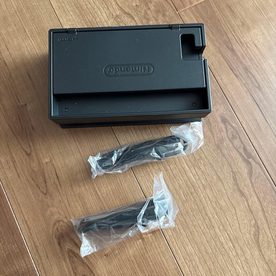 Nintendo Switch 本体 HAC-100 + Joy-Con
