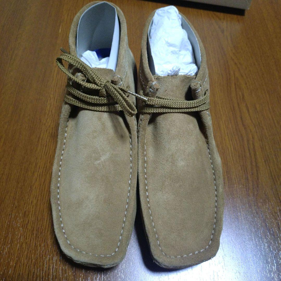 値下げ新品 未使用 Clarks ワラビー ベージュ ローファー コモリ