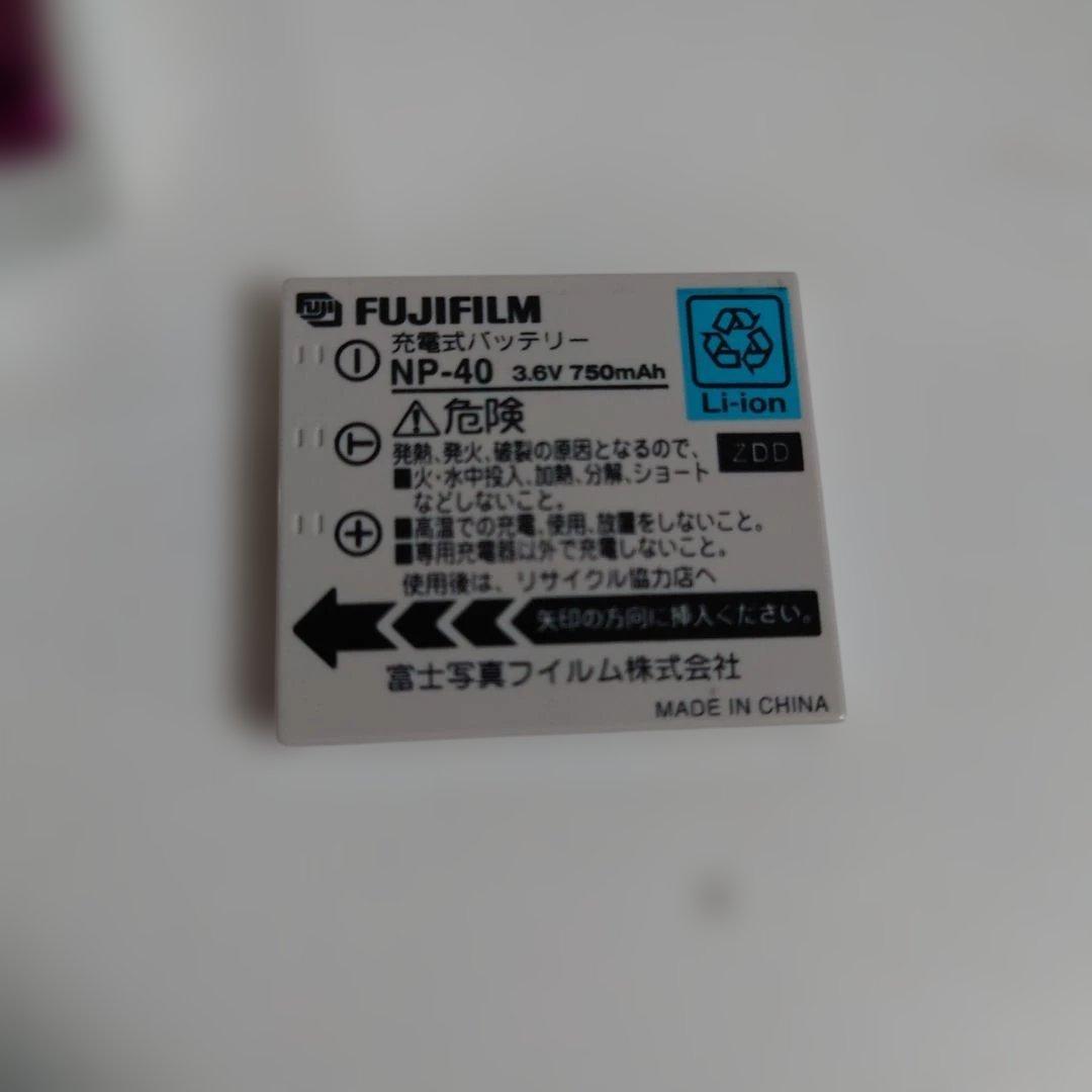 動作品　FUJIFILM FINEPIX Z5fd コンパクト デジタルカメラ
