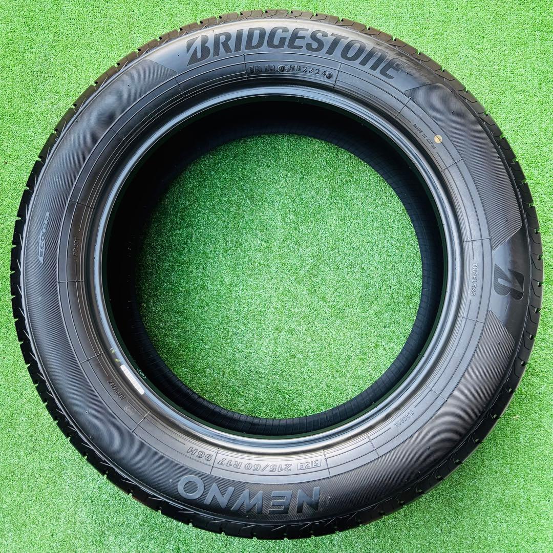 ほぼ新品ブリヂストン ニューノ 215/60R17. 24年製23週目タイヤ4本