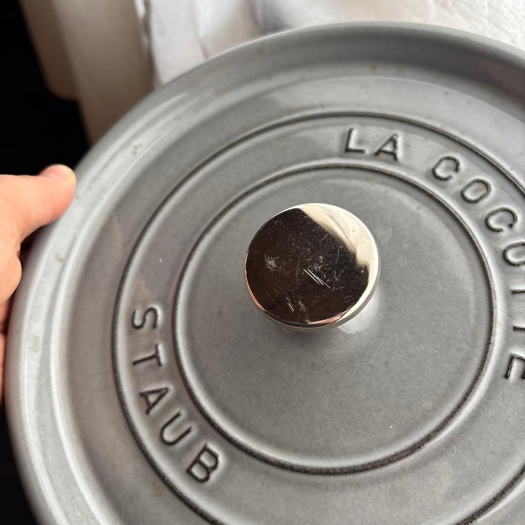 美品　ストウブ(Staub) ピコ ココット ラウンド グレー 24cm