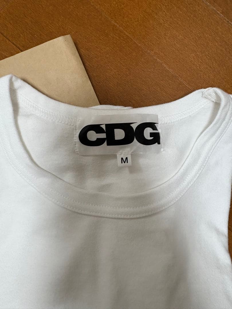 ★大人気★ comme des garcons CDG tシャツ Mサイズ　白
