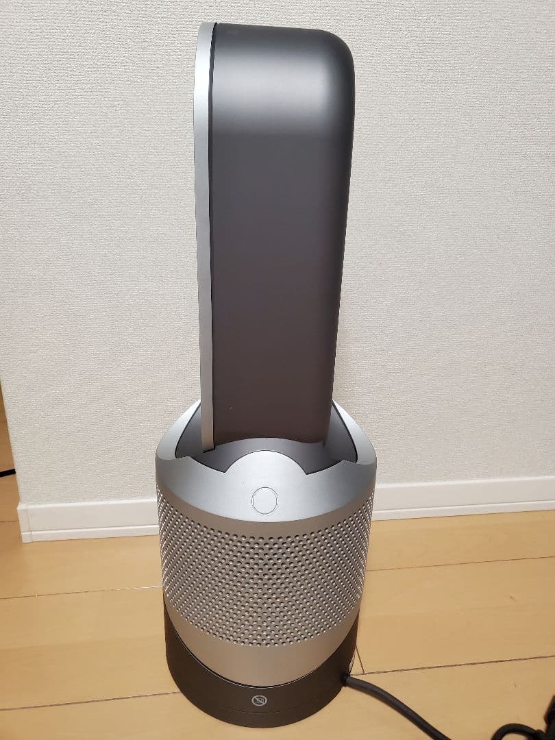 本日限定値下げ2024年Dyson ダイソン HOT+CooL HP00美品