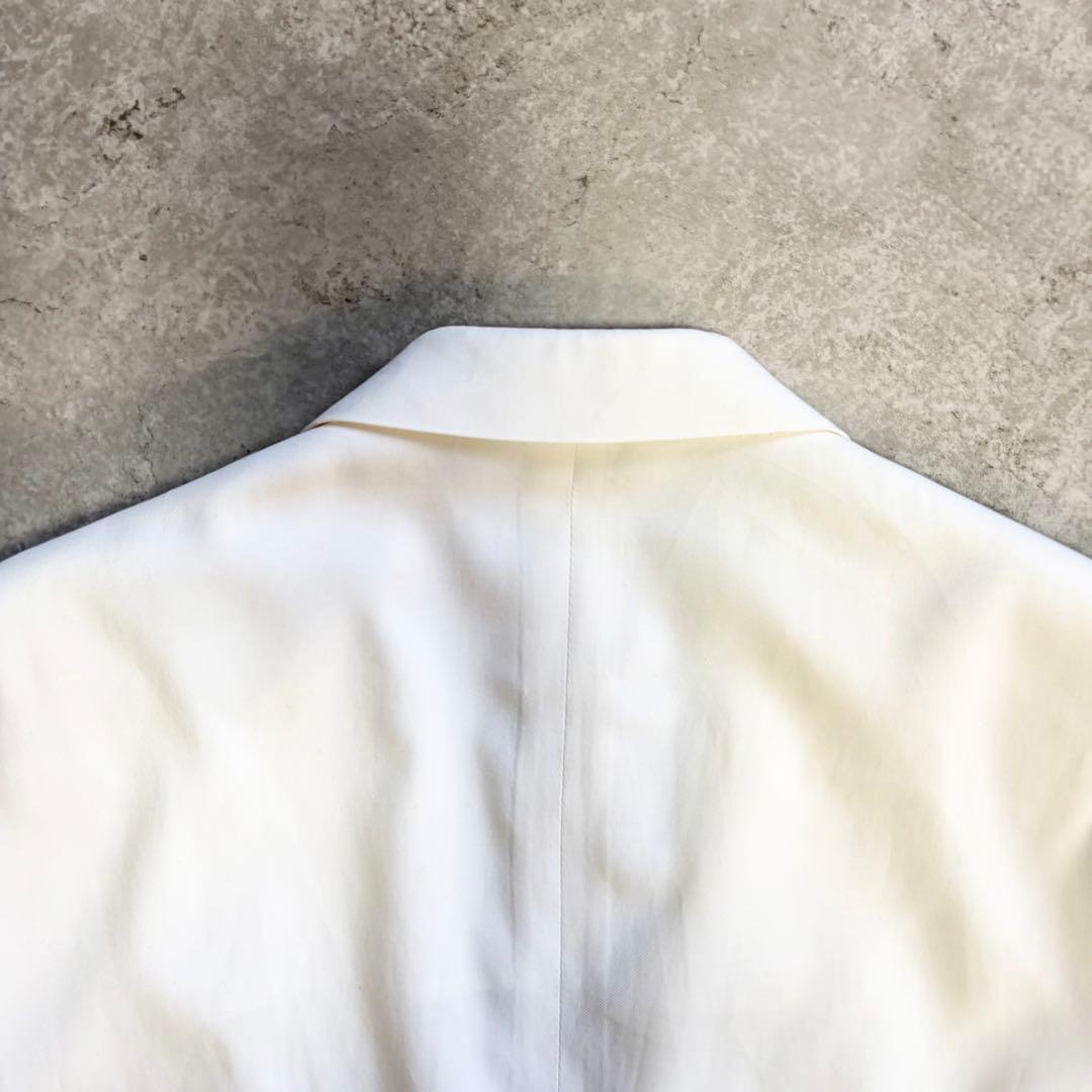 最高級ラインGIORGIOARMANI White tailoredjaket