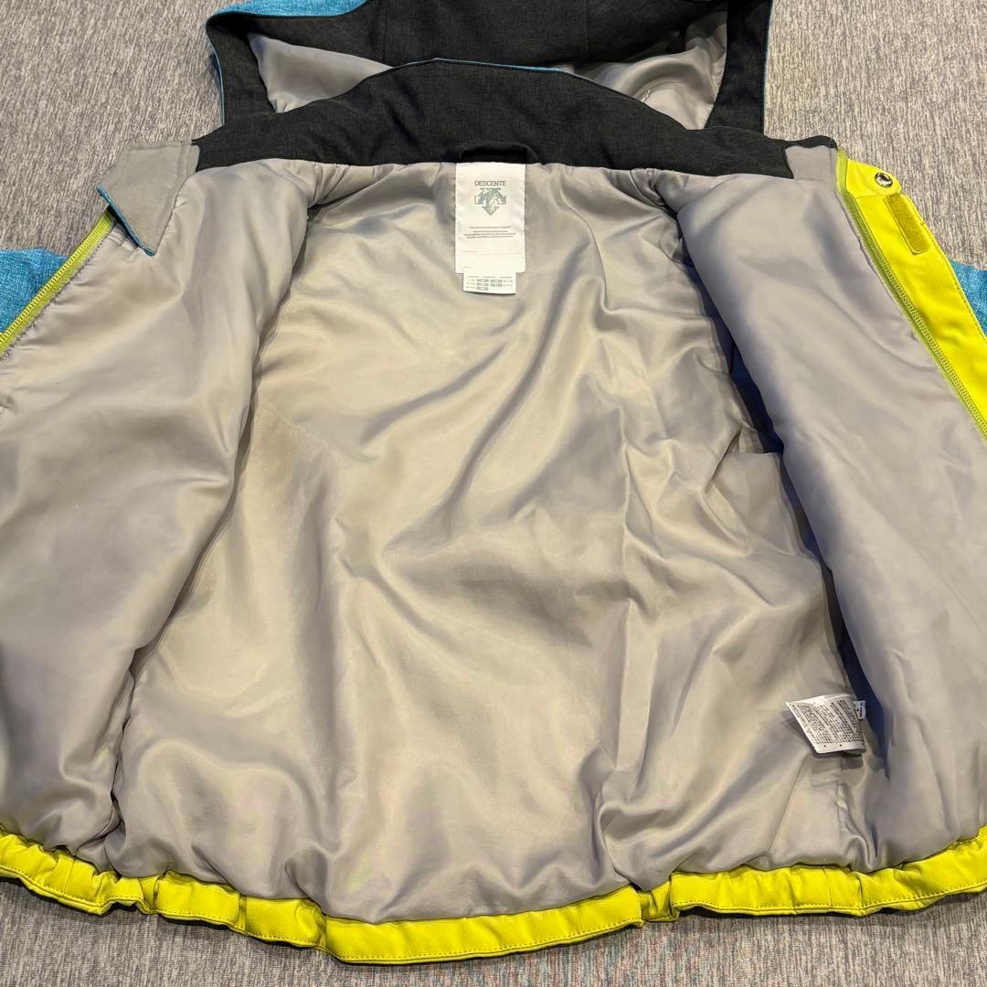 ⚫︎専用です美品⭐︎DESCENTE⭐︎110 デサントスキーウェア上下セット黄色水色