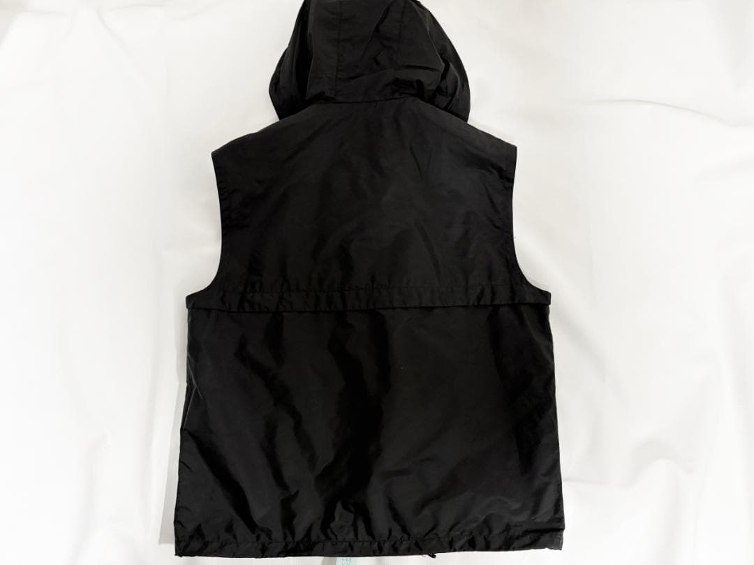 正規品★PRADA Re-Nylon フードベスト SGB461【50】
