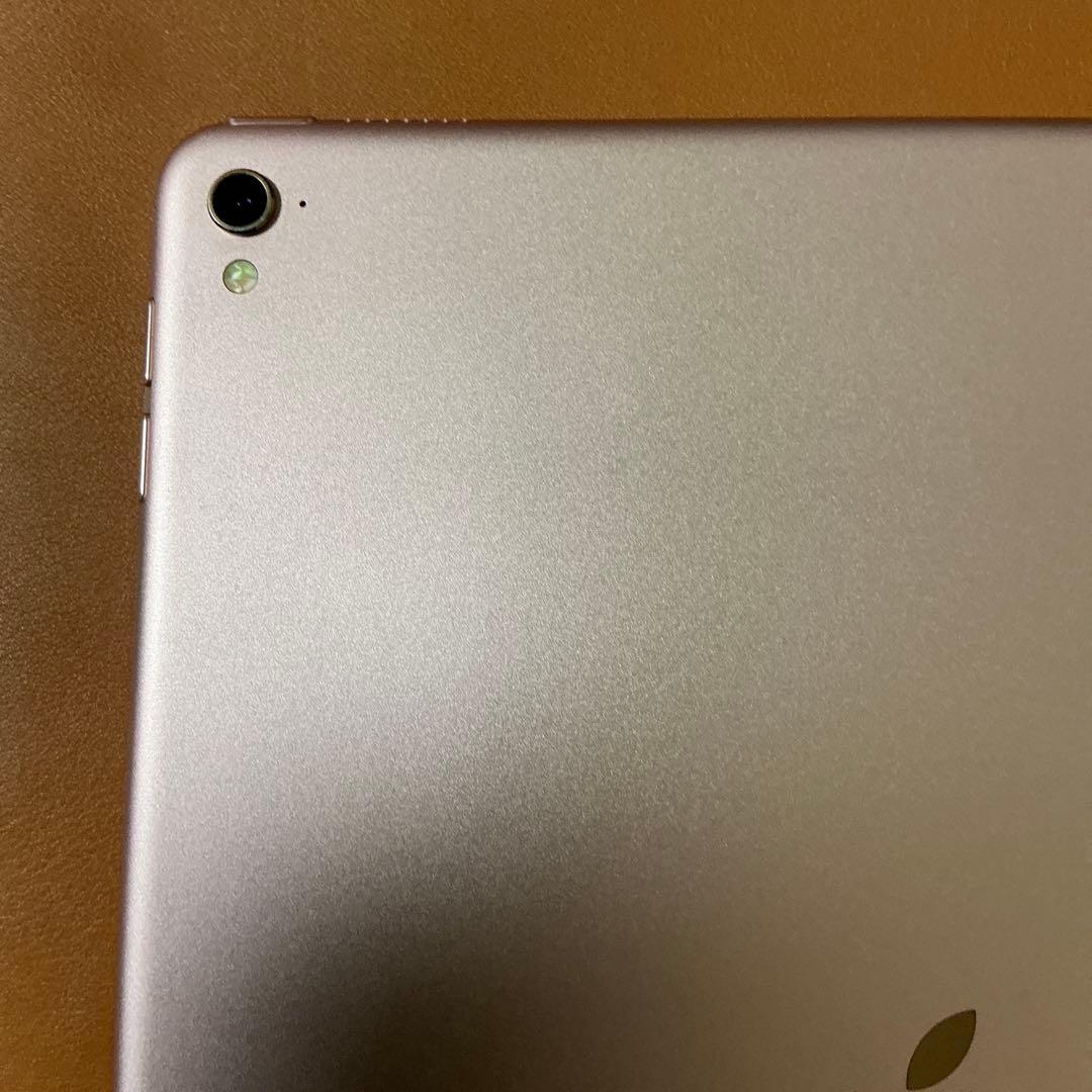 iPad Pro 9.7インチ 32GB Wi-Fiモデル（ローズゴールド）