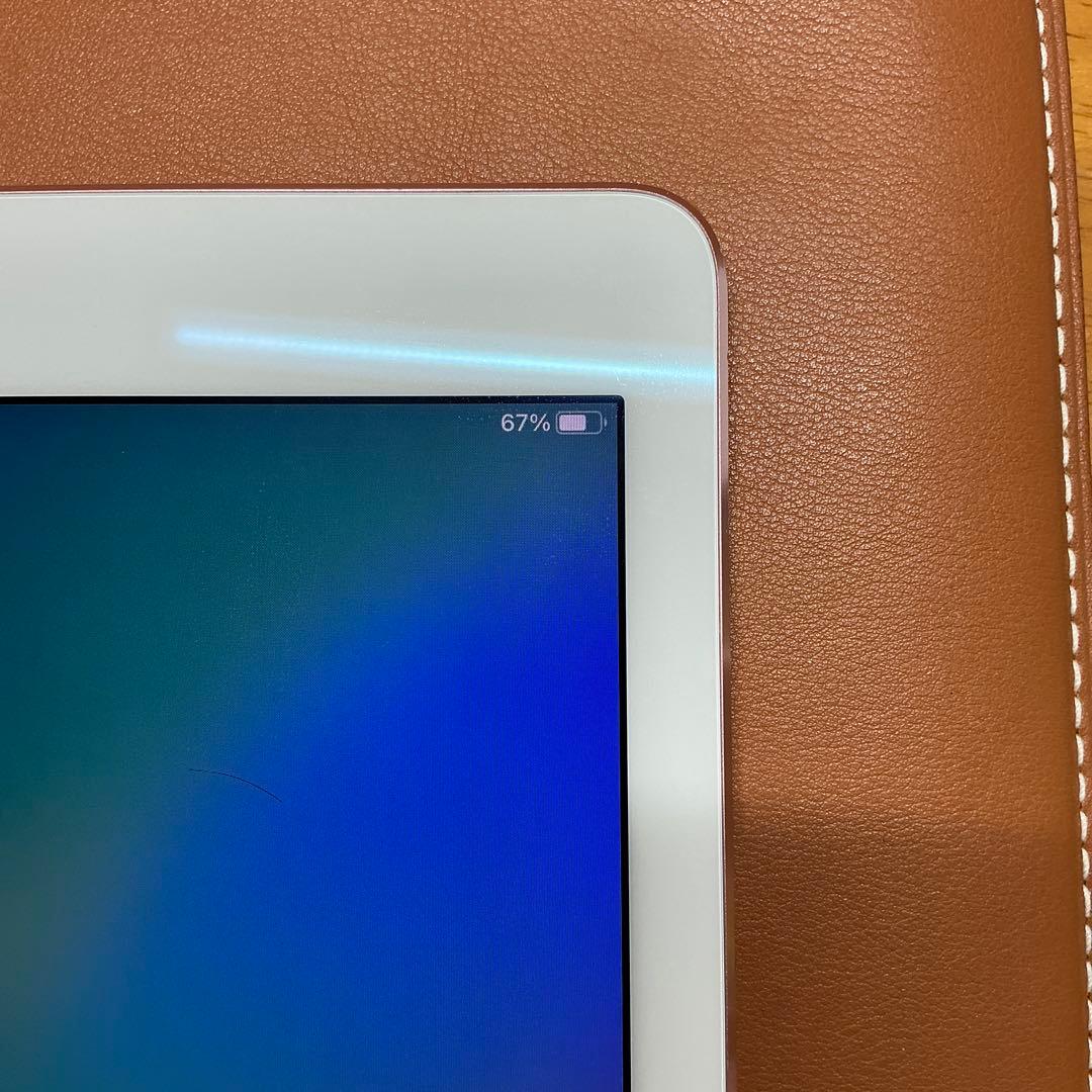 iPad Pro 9.7インチ 32GB Wi-Fiモデル（ローズゴールド）