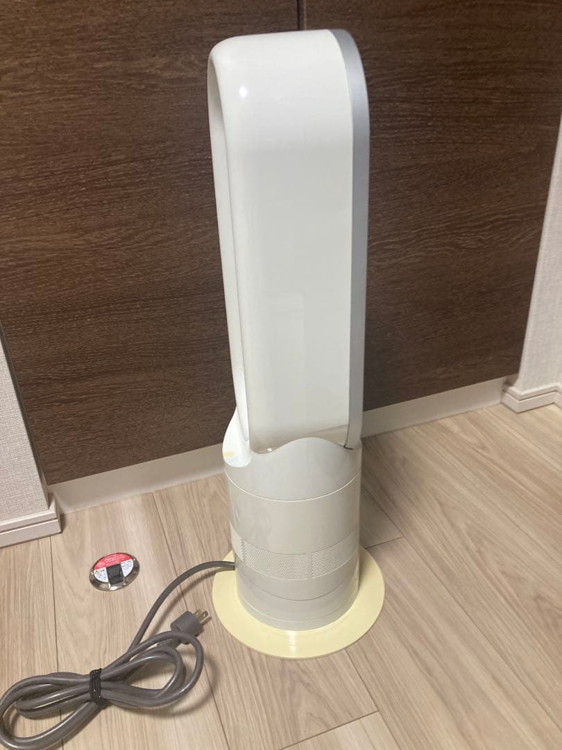 ダイソン　dyson HOT＆COOL【マグネットリモコン収納付】