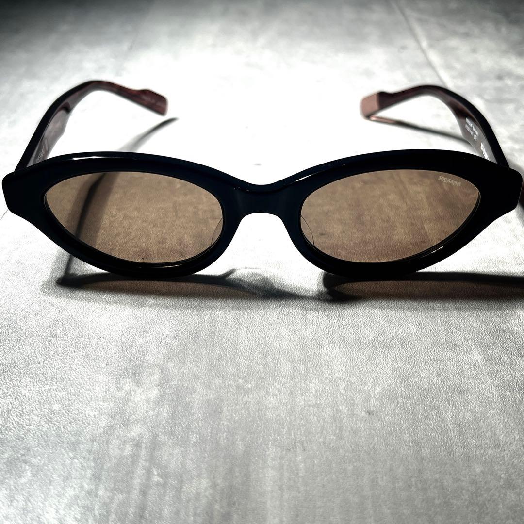 別注カラー　FETICO×BLANC OVAL-FRAME SUNGLASSES