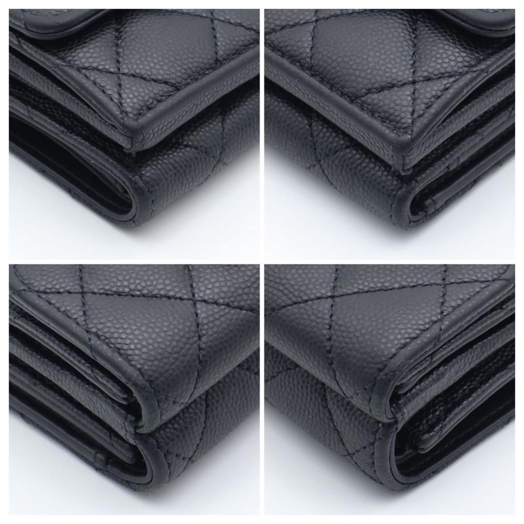 【超極美品】CHANEL 19 ディズヌフ　三つ折りコンパクト　キャビアスキン