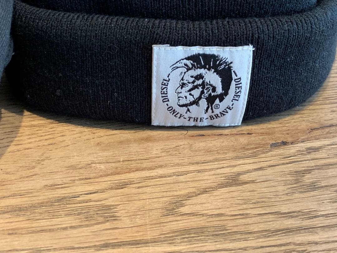 【極美品】DIESEL 蛇刺繍キャップとビーニー　ブラックハット　2点セット