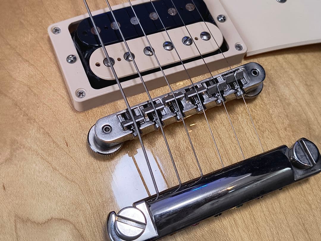ギター Gibson Les Paul Classic 2022 Honey burst