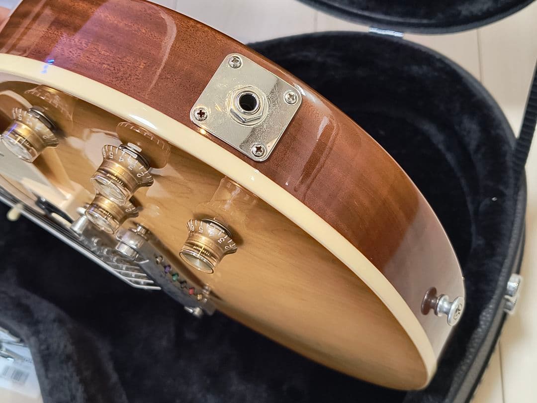 ギター Gibson Les Paul Classic 2022 Honey burst