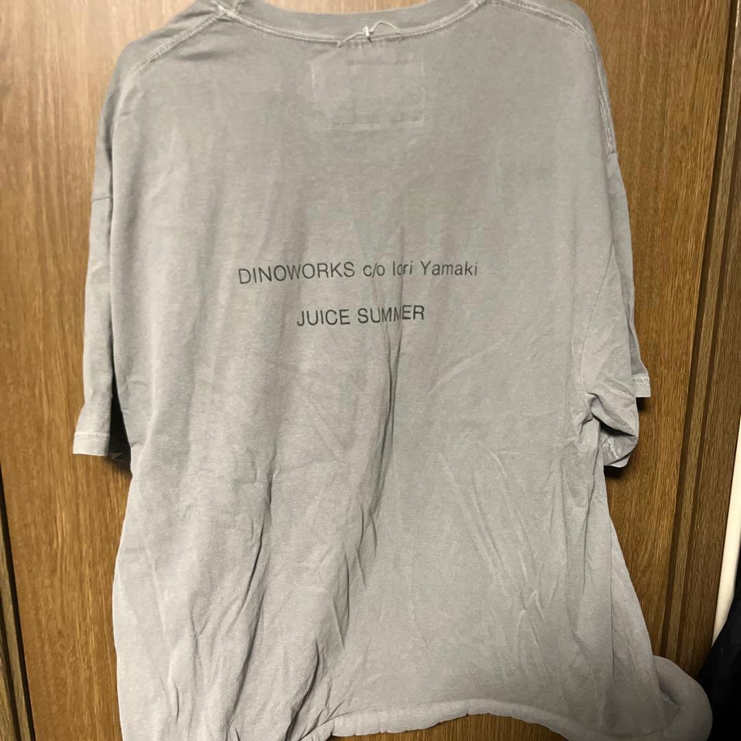 DINOWORKS JUICE SUMMER グレー Tシャツ
