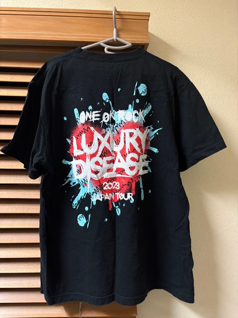 ONE OK ROCK LUXURY DISEASE Tシャツ Lサイズ