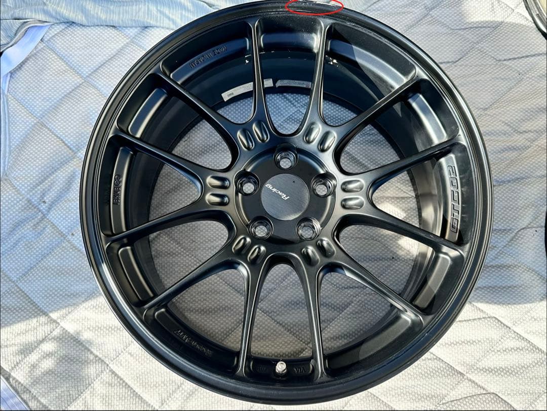 エンケイRacingGTC02 8.5J+40 PCD100 5穴 プリウス86