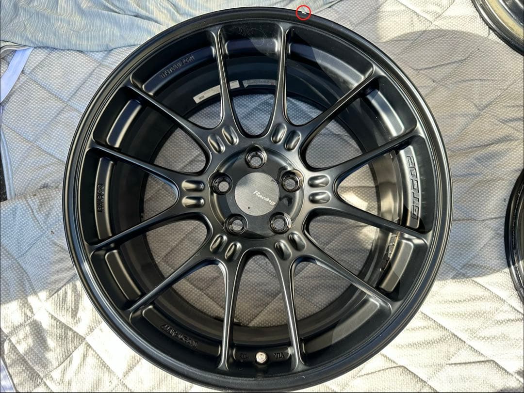 エンケイRacingGTC02 8.5J+40 PCD100 5穴 プリウス86