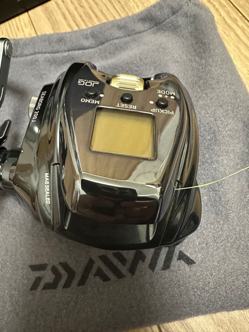 Daiwa ダイワ　SEABORG シーボーグ　200j 2022 右巻