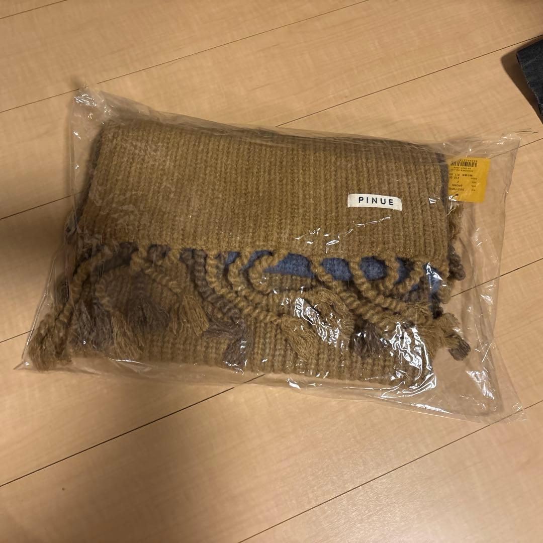 PINUE トライカラーニットマフラー　ブラウン