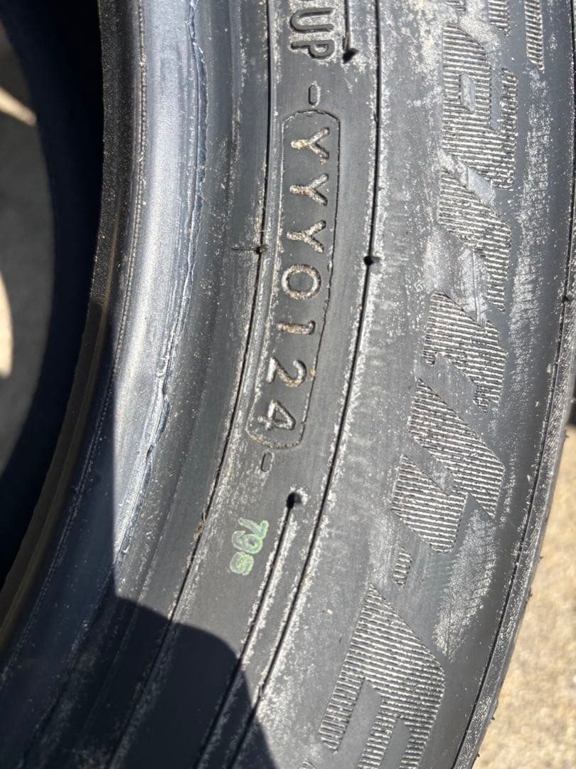 ヨコハマ　ブルーアースes32 225/55r17 2本セット　バリ溝 ①