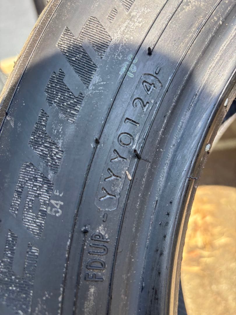 ヨコハマ　ブルーアースes32 225/55r17 2本セット　バリ溝 ①