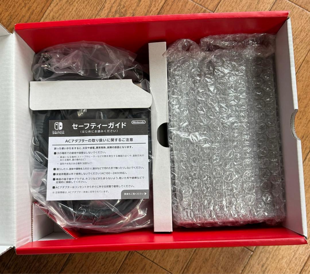 Nintendo Switch 本体