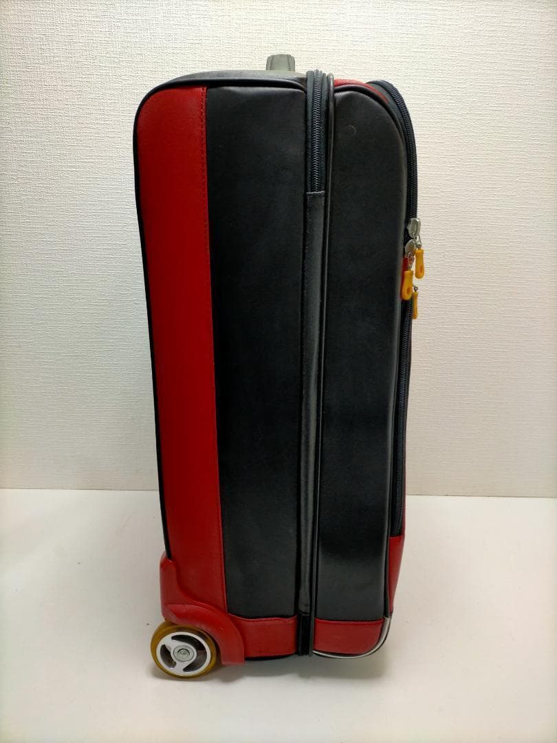 innovator イノベーター スーツケース　合皮　スウェーデン 250602