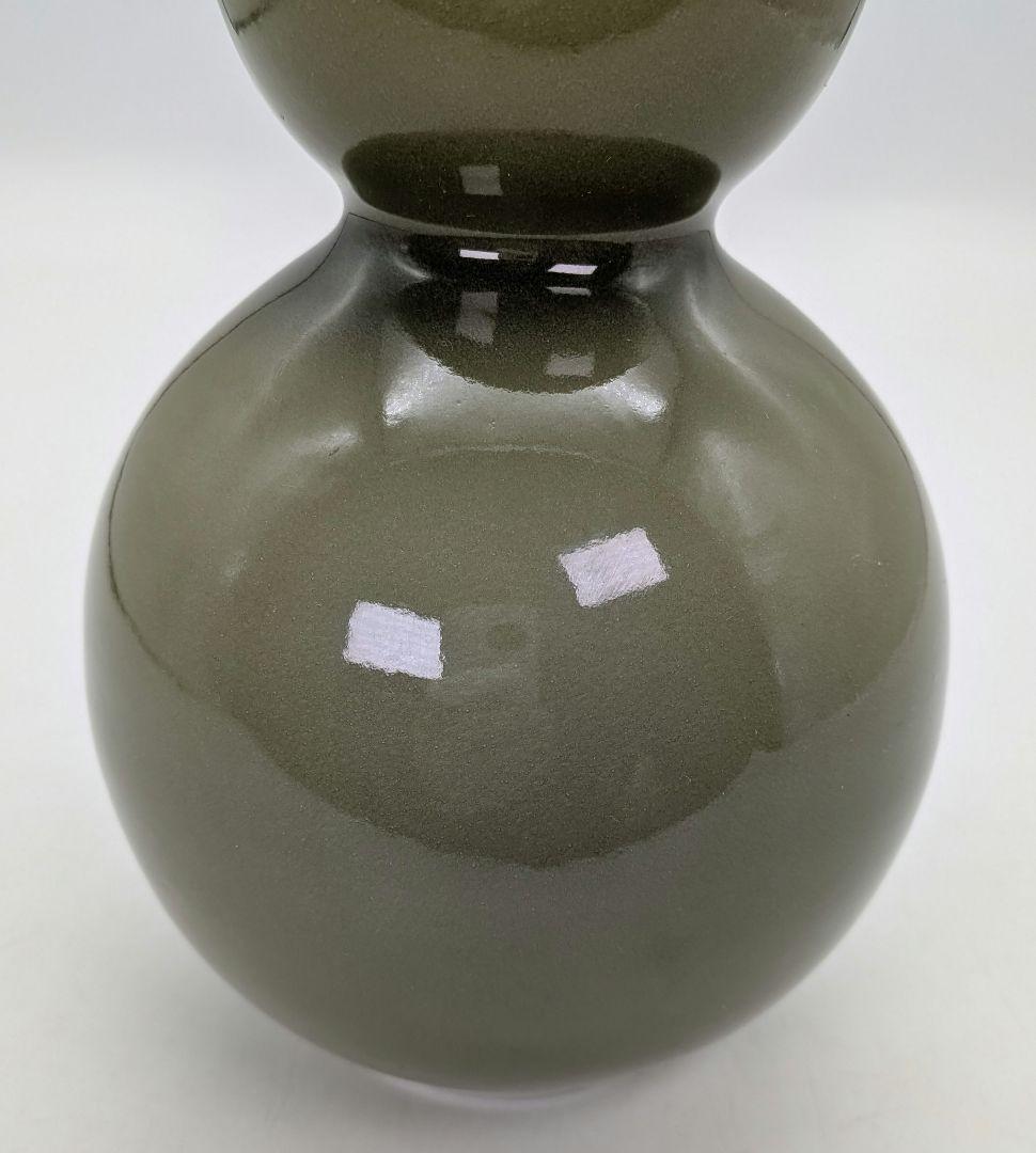 貞松善次 天竜寺青磁壷 共箱 壺 つぼ 瓢箪型 ひょうたん 一輪挿し 花器 置物