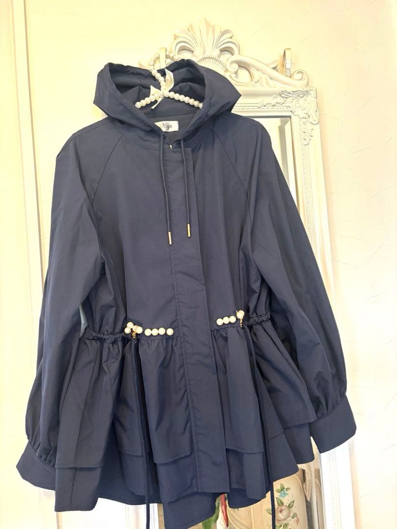完売品　Myu パール 付き ２段フリルジャケット