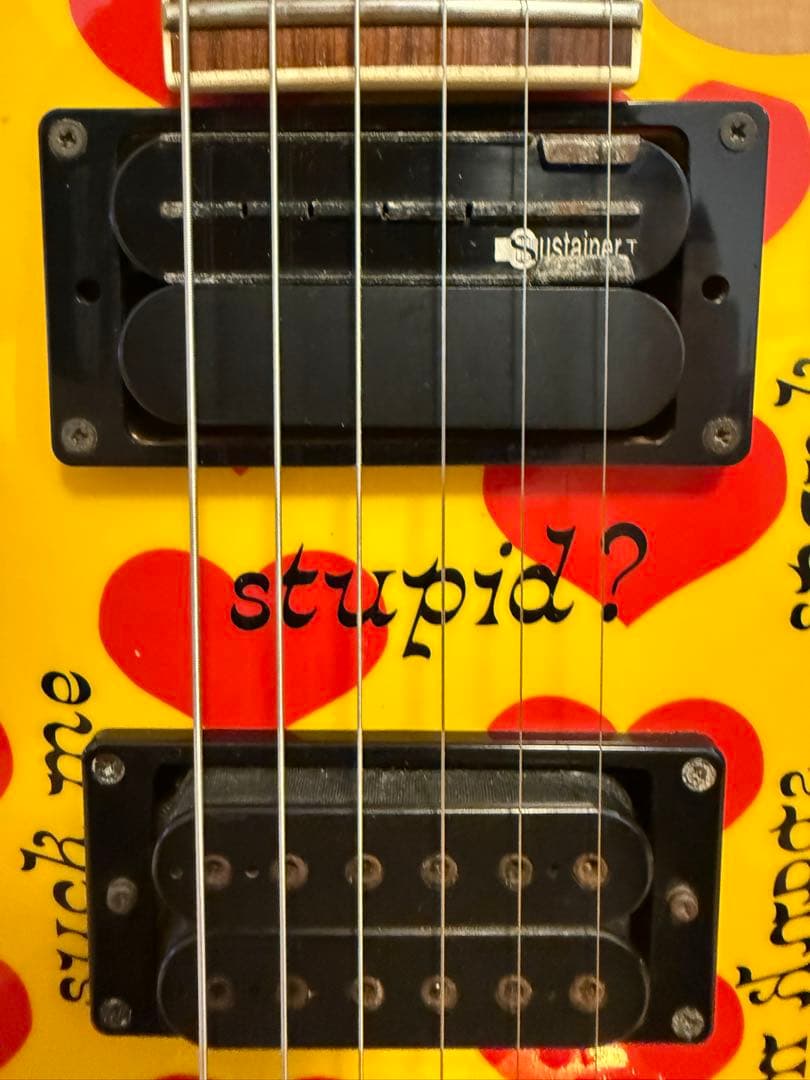 Burny イエローハートhideモデルエレキギター