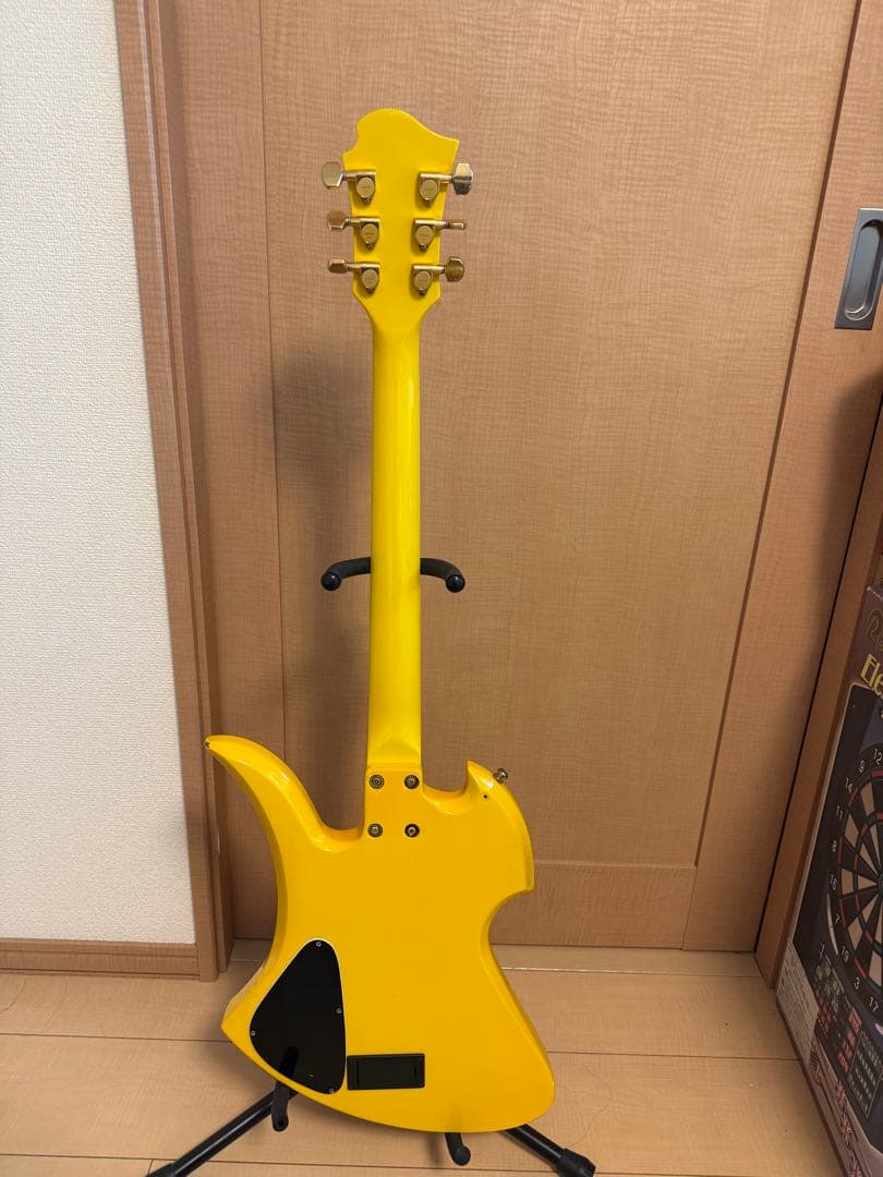 Burny イエローハートhideモデルエレキギター